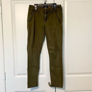 Dictionary Green Skinny Pants